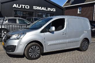 skadebil bedrijf Peugeot Partner 1.6 Vti 98Pk 120 Pro L1 *Airco/Navi/Camera 2018/8