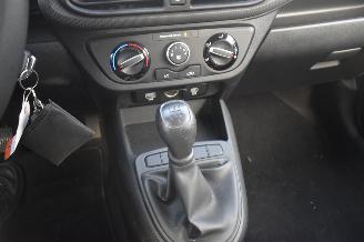 Hyundai I-10 1.0 Comfort 63Pk *Navi/Airco/Camera picture 10