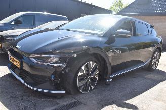 skadebil auto Kia EV6 58Kwh Air 170Pk 3FASE SOH 100% *Navi/Clima/Camera/Stoelverwarming 2021/12