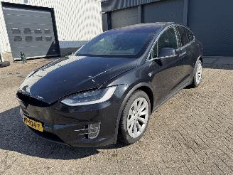 damaged passenger cars Tesla Model X 90D Base 6persoons/autopilot/volleder/nap 2017/9