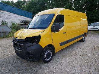 skadebil bedrijf Renault Master L3H2 2021/3