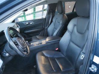 Volvo V-60 MOMENTUM LEER LED picture 12