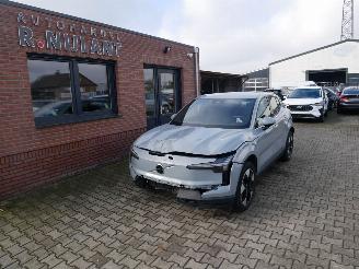 krockskadad bil auto Volvo EX30 SINGLE MOTOR CORE 2024/5