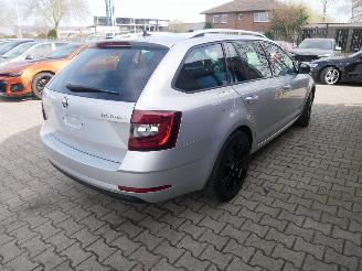 Skoda Octavia STYLE picture 5