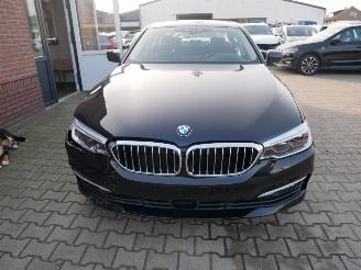 BMW 5-serie 530 D X-DRIVE LEER LED ACC picture 3