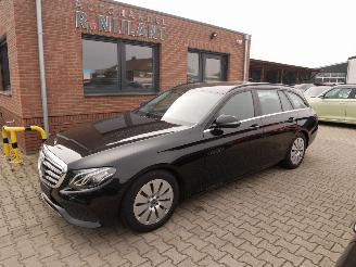  Mercedes E-klasse E 200 D BUSINESS HEAD-UP 2020/7