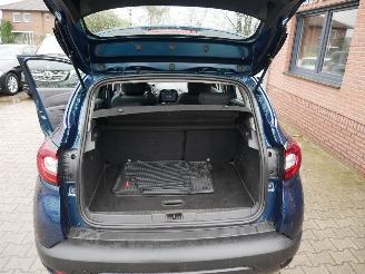 Renault Captur LIMITED picture 13