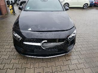 Mercedes A-klasse A 200 AMG ALCANTARA AUTOMAAT LED picture 5