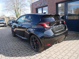Toyota Yaris GR PERFORMANCE PAKKET ALCANTARA 4X4 picture 4