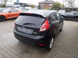 Ford Fiesta  picture 3