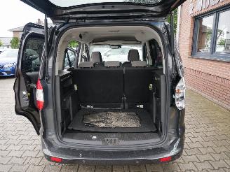 Ford Tourneo Courier TITANIUM picture 14