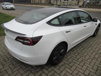 Schadeauto Tesla Model 3 Tesla 3 RWD 78.600km!! Leer Navi Panorama-Dak Camera Stoel/StuurVerwarming...... 2021/12