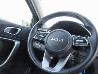 Kia Xceed 1.0T-GDI 32.459km!! Airco Navi Camera CruiseControl.... picture 18