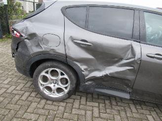 Alfa Romeo Tonale 1.5T MHybrid AUT.48600km!! Leer Navi Camera Keyless-Go Harman/Kardon-Sound  Stoel/Stuur verwarming picture 8