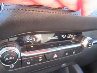 Mazda 3 2.0 Skyactiv-G AUT. MildHybrid  Climatronic Navi Camera Headup-Display StoelVerwarming picture 20