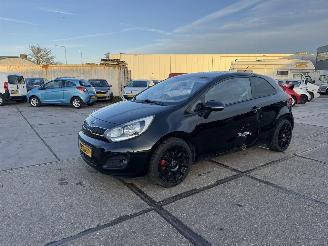 uszkodzony samochody osobowe Kia Rio 1.2 CVVT PLUS PACK 2012/8