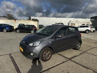 skadebil auto Hyundai I-10 1.0 i-Motion 2015/4