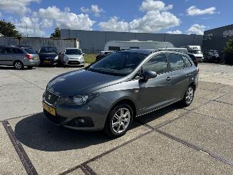 Voiture accidenté Seat Ibiza ST  1.2 TDI Copa Eco 2012/1