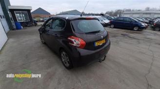 Peugeot 208 208 I (CA/CC/CK/CL), Hatchback, 2012 / 2019 1.2 Vti 12V PureTech 82 picture 5