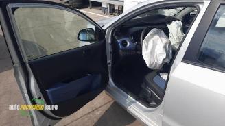 Hyundai I-10 i10 (B5), Hatchback, 2013 / 2019 1.0 12V picture 9