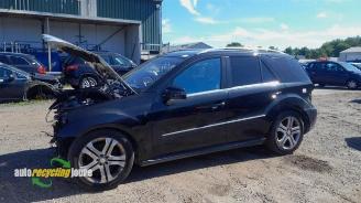 Sloopauto Mercedes ML ML II (164/4JG), SUV, 2005 / 2011 3.0 ML-350 CDI BlueEFFICIENCY 4-Matic V6 2010/11