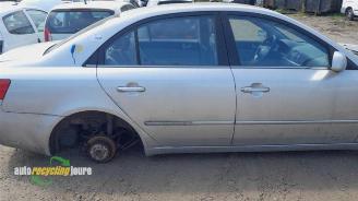 Hyundai Sonata Sonata, Sedan, 2005 / 2010 2.4 16V CVVT picture 4