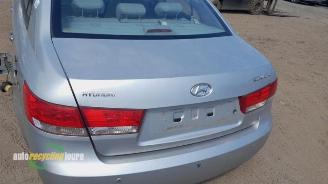 Hyundai Sonata Sonata, Sedan, 2005 / 2010 2.4 16V CVVT picture 8