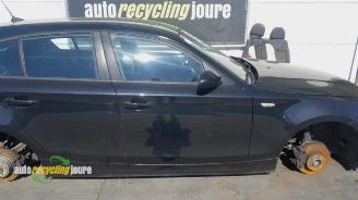 BMW 1-serie 1 serie (E87/87N), Hatchback 5-drs, 2003 / 2012 120d 16V picture 4