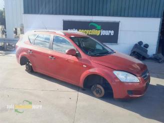 Sloopauto Kia Cee d Cee'd Sporty Wagon (EDF), Combi, 2007 / 2012 1.4 16V 2008/6