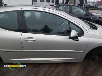 Peugeot 207 onderdelen (kleur: ETSC) donorauto picture 4