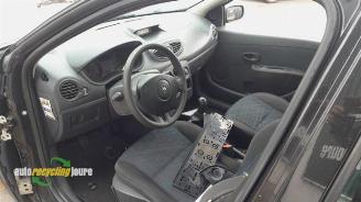 Renault Clio Clio III (BR/CR), Hatchback, 2005 / 2014 1.2 16V 75 picture 18