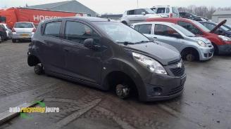 Auto da rottamare Chevrolet Spark Spark (M300), Hatchback, 2010 1.0 16V Bifuel 2011/11