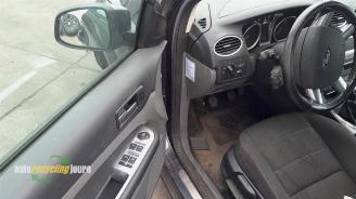 Ford Focus Focus 2, Hatchback, 2004 / 2012 1.6 TDCi 16V 110 picture 25