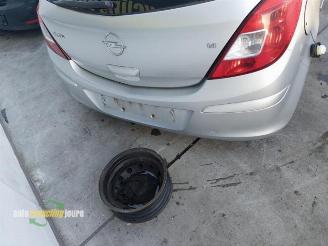 Opel Corsa Corsa D, Hatchback, 2006 / 2014 1.4 16V Twinport picture 10