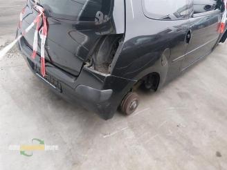 Renault Twingo II onderdelen (kleur: NV676) donorauto picture 6