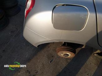 Nissan Micra (K12) onderdelen (kleur: KYO) donorauto picture 7