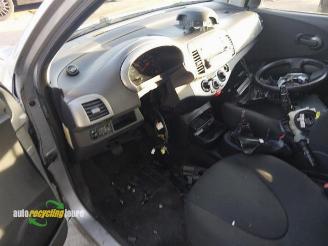 Nissan Micra (K12) onderdelen (kleur: KYO) donorauto picture 21