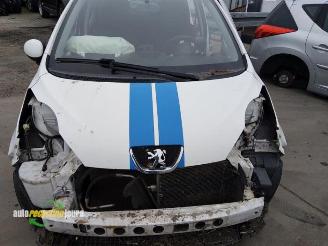 Peugeot 107 107, Hatchback, 2005 / 2014 1.0 12V picture 12