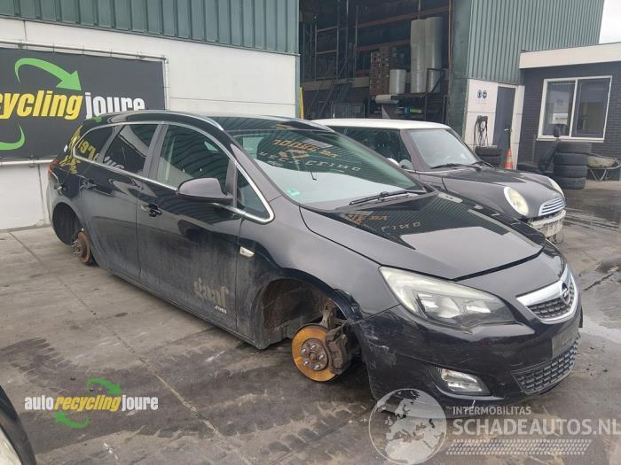 Opel Astra Astra J Sports Tourer (PD8/PE8/PF8), Combi, 2010 / 2015 1.4 Turbo 16V