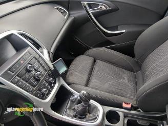 Opel Astra Astra J Sports Tourer (PD8/PE8/PF8), Combi, 2010 / 2015 1.4 Turbo 16V picture 4