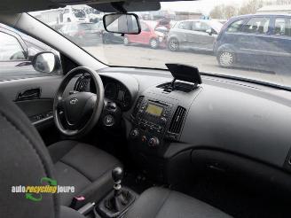 Hyundai I-30 i30 (FD), Hatchback, 2007 / 2011 1.4 CVVT 16V picture 9