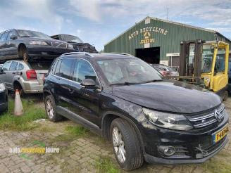 Volkswagen Tiguan onderdelen (kleur: LC9X) donorauto picture 4