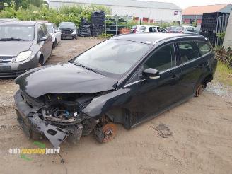Uttjänta bilar auto Ford Focus 3 Wagon, Onderdelen Kleurcode: Panther Black(Metallic) Donorauto 2014/2