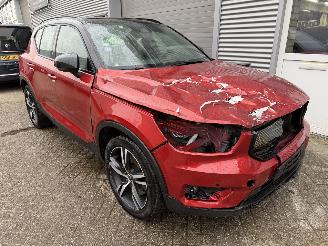 Volvo XC40 XC40 T5 Recharge R Design Pano Leder start en rijd picture 5