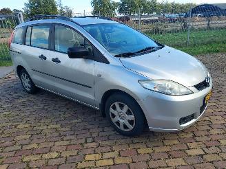 Coche accidentado Mazda 5 1.8 benzine 2006/11