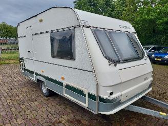 dommages caravanes Chateau  GERESERVEERD   Calista 390 Voortent en luifel 1998/4
