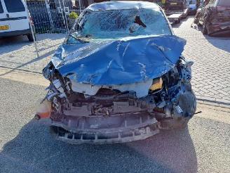 Ford Fiesta  picture 3