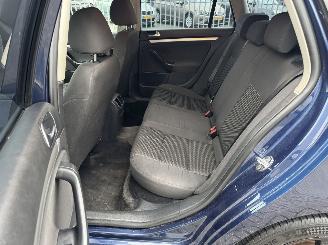 Volkswagen Golf 1.6 TDI  77kw AIRCO picture 17