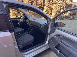 Volkswagen Up! 1.0 BMT 44Kw AIRCO Euro6 picture 17