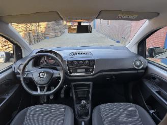 Volkswagen Up! 1.0 BMT 44Kw AIRCO Euro6 picture 20